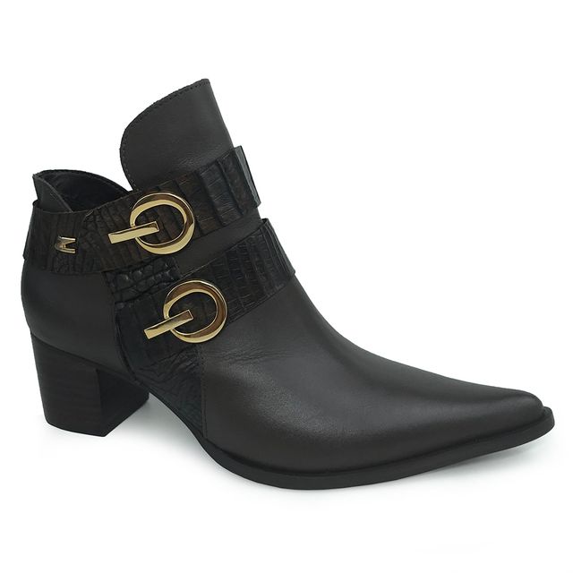 bota bico fino e salto baixo