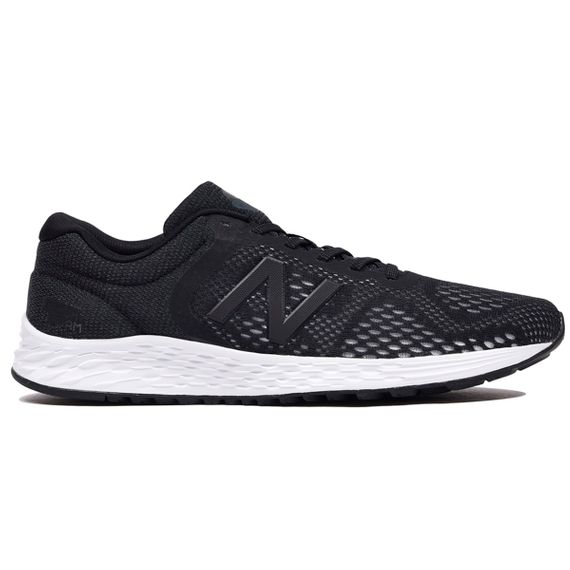 Tênis New Balance Arish