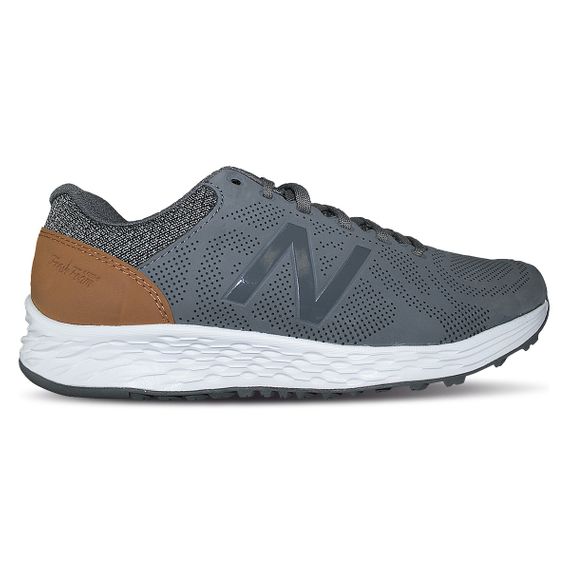 Tênis New Balance Arishi