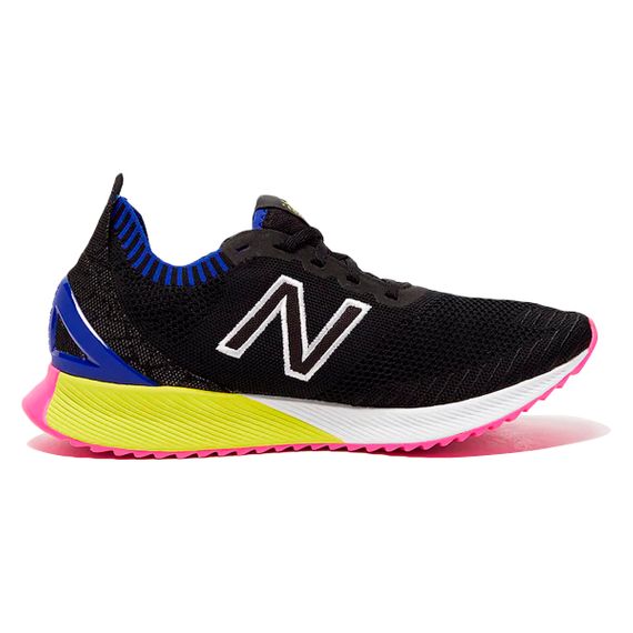 Tênis New Balance Echo