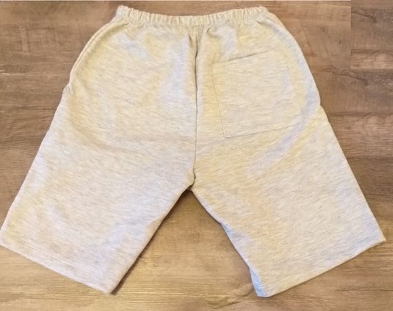 Bermuda moletom com bolso - Cinza mescla
